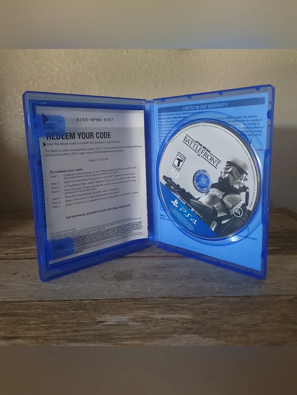 Star Wars Battlefront: Deluxe Edition (PS4, 2015) — Complete in Box (CIB)